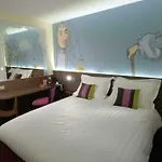 Liberte 4 Etoiles Hotel 4*