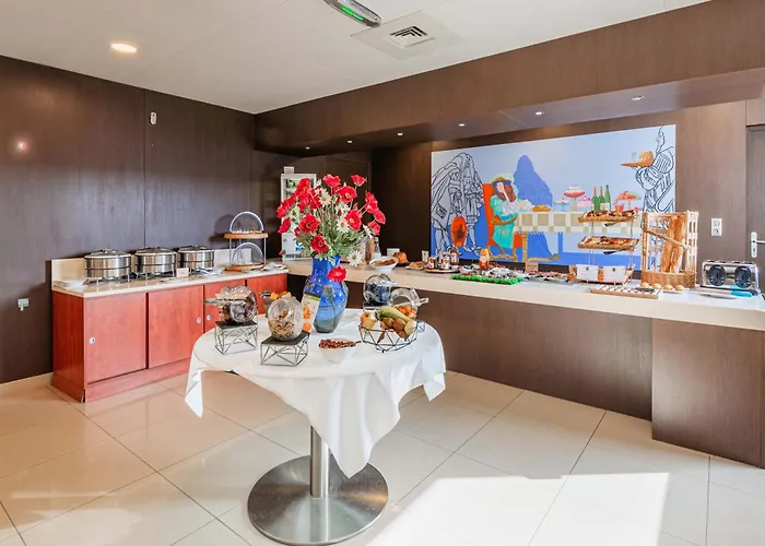 Hotel Liberte 4 Etoiles 4*