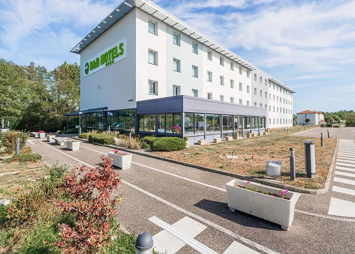 Liberte 4 Etoiles Hotel