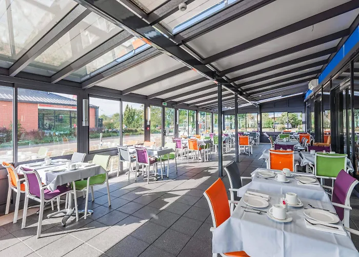 Liberte 4 Etoiles Hotel 4*